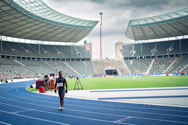 James Adebola (SCC Berlin) waehrend der deutschen Leichtathletik-Meisterschaften im Olympiastadion am 25.06.2022 in Berlin